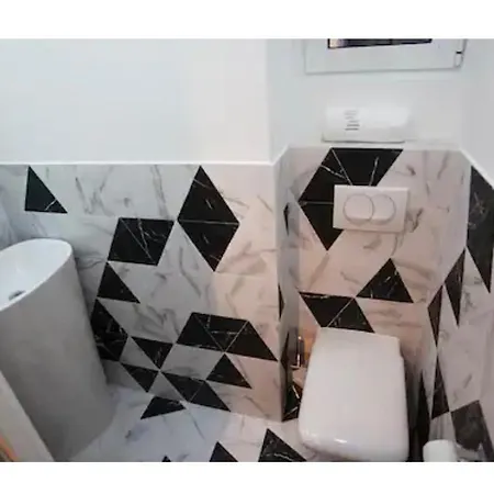 Apartment Luxury 8 *