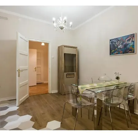 Luxury 8 Apartment Belgrade